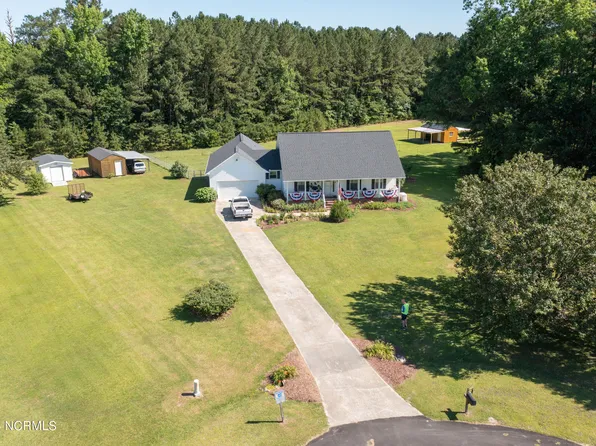 610 Barwick Drive, Washington, NC 27889