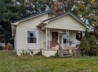 2015 Montgomery Ave, Zanesville, OH 43701