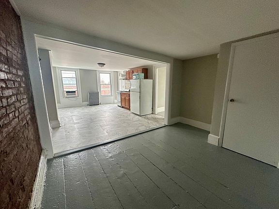 2nd image of 118 Main St #A3