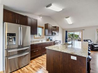 25979 15th St W, Zimmerman, MN 55398