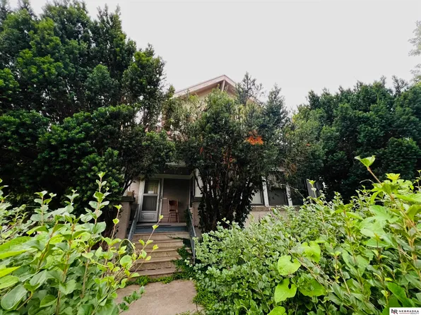 3715 Holdrege St, Lincoln, NE 68503