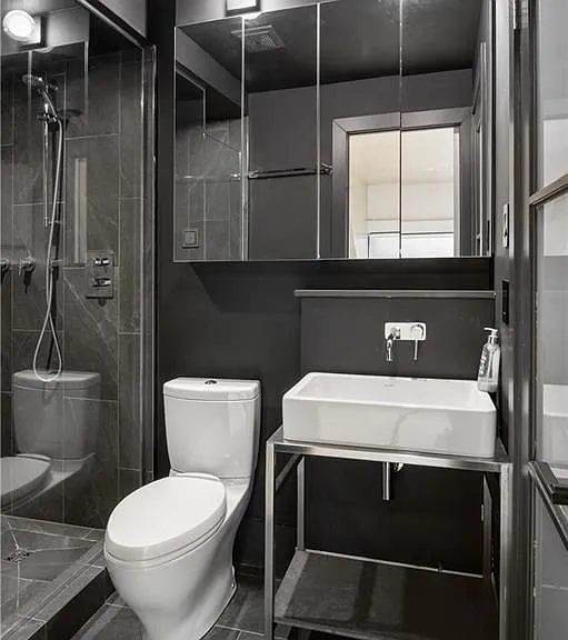 676 Richmond St W #105 — Photo 13
