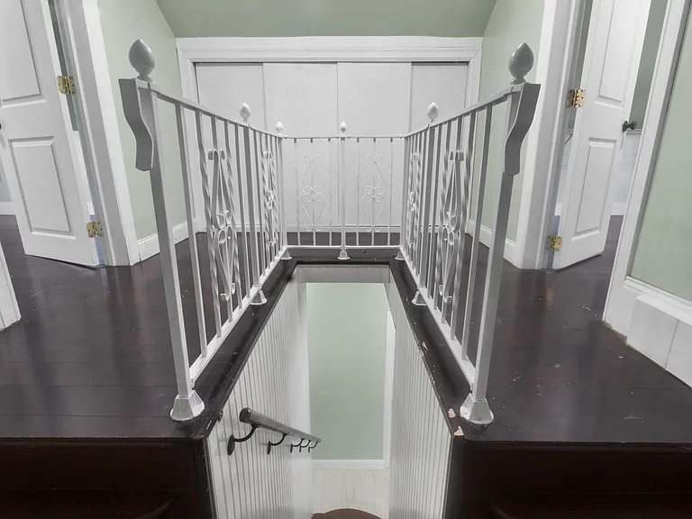 271 Cator Ave #2 — Photo 8