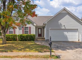 992 Cindy Jo Ct, Clarksville, TN 37040