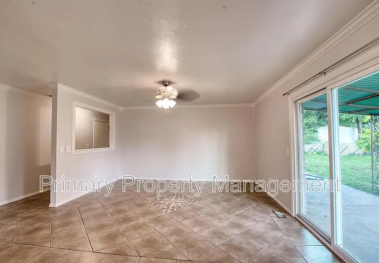 7604 NW 29th St — Photo 10