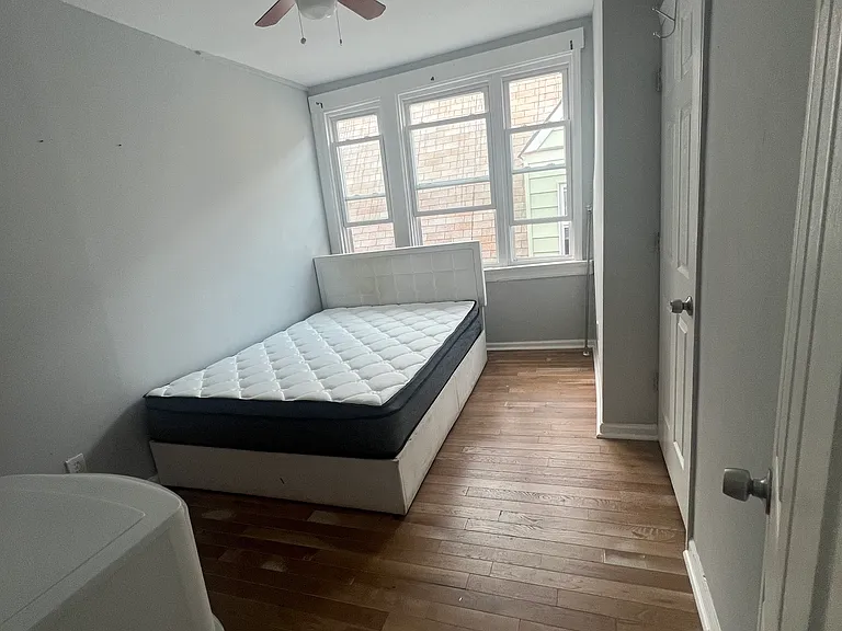891 S 18th St #3 — Photo 5