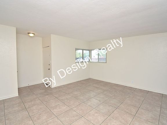 3rd image of 3537 E Water St