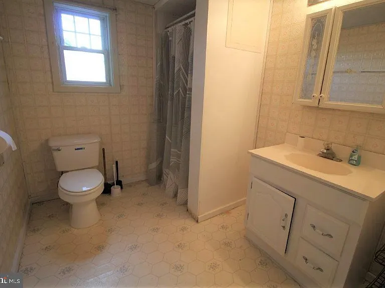 590 Gehman School Rd — Photo 5