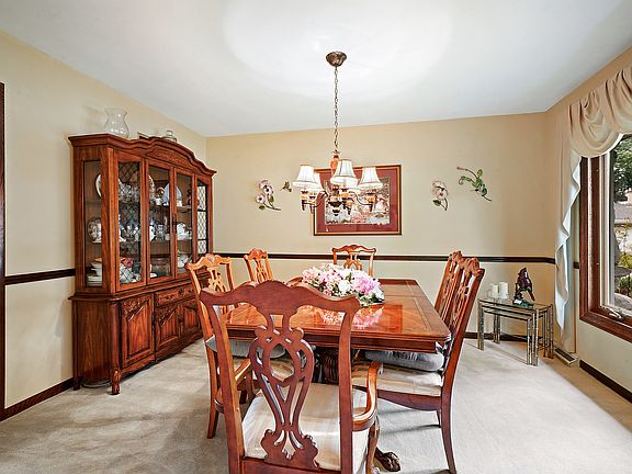 4th image of 7943 W Ponderosa Ct