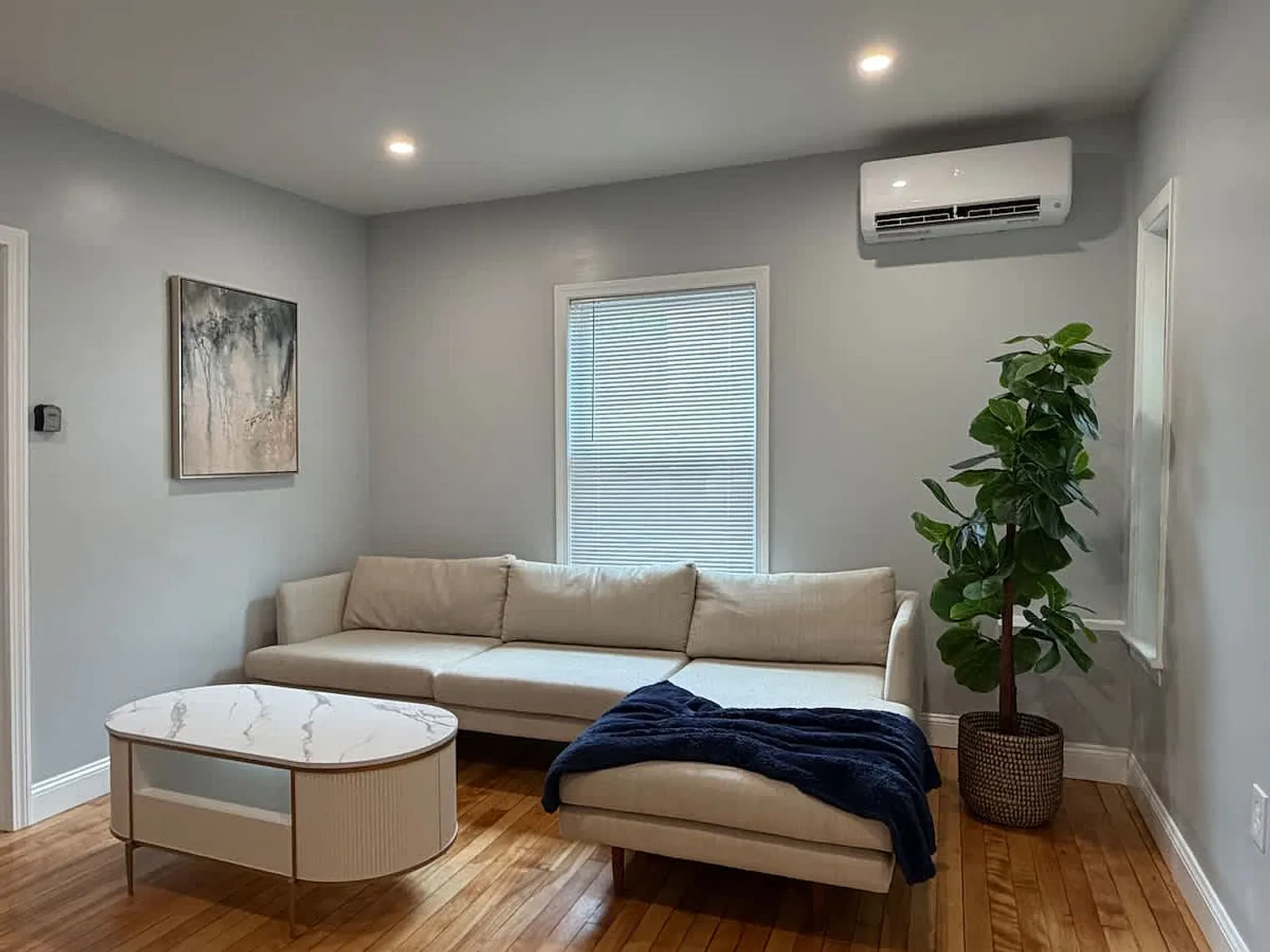 1 bed, 1.0 bath, $1,574 — Photo 1