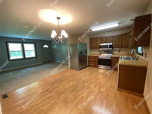 4th image of 13408 Wilderness Park Dr