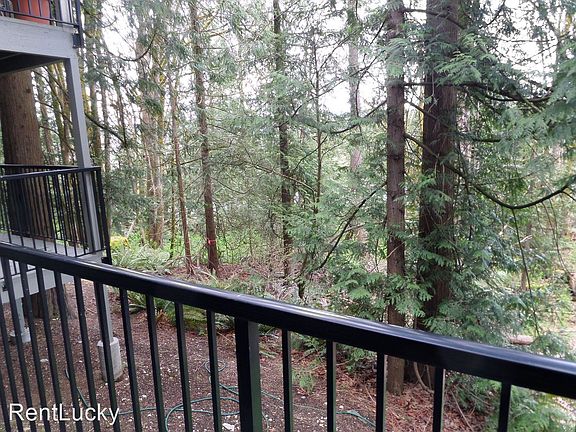 4th image of 8006 146th Ave NE
