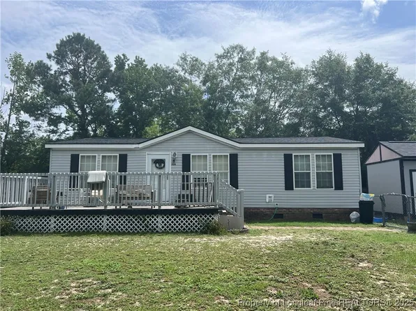229 Waycross Rd, Fayetteville, NC 28312