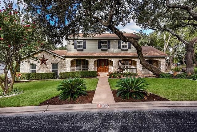 1st image of 9304 Cedar Forest Dr