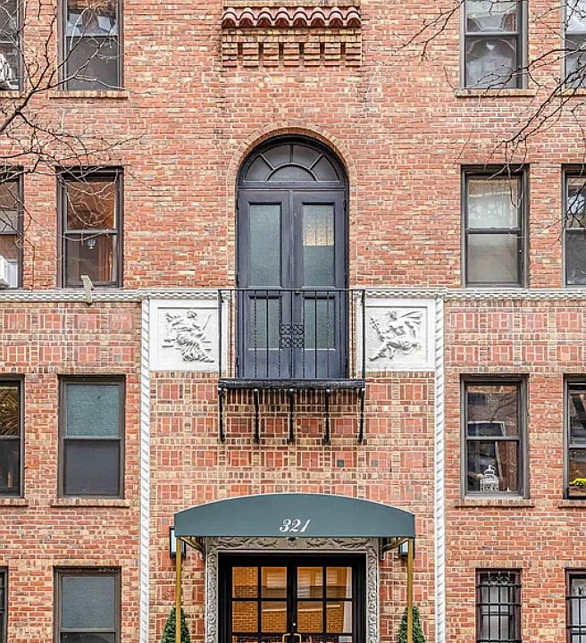 1st image of 321 E 54th St #Penthouse B