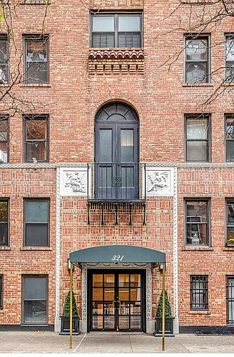 321 E 54th St #Penthouse B Photo 1 321 E 54th St #Penthouse B Photo 1