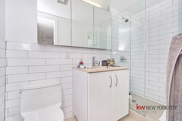 Rented by Keller Williams NYC | media 8