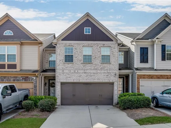 3393 Sardis Bend Dr, Buford, GA 30519