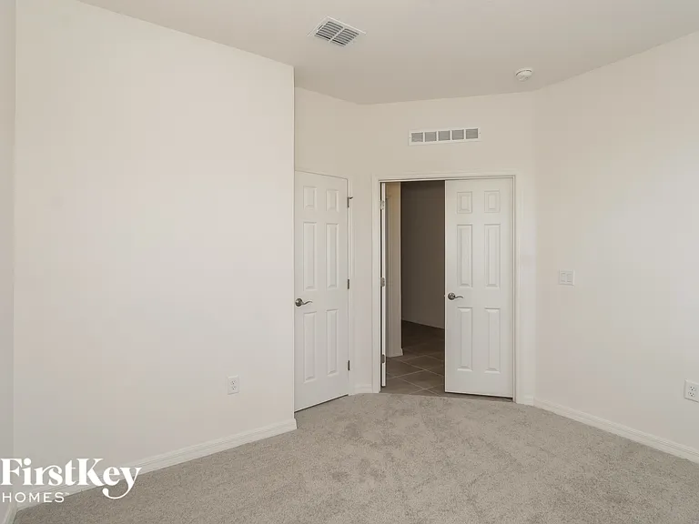 430 Reina Way — Photo 9