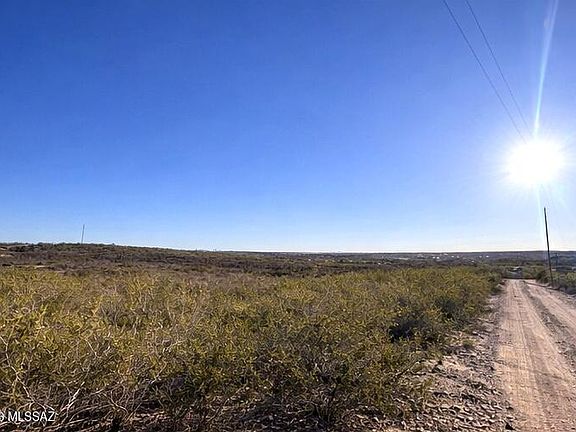 2nd image of N Cascabel Rd