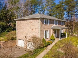 101 Gettysburg Dr, Aliquippa, PA