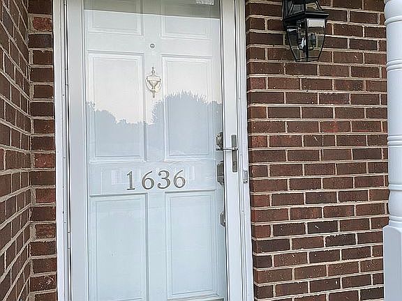 4th image of 1636 Regency Dr