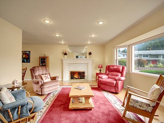 3rd image of 14842 NE 16th St