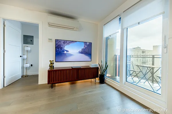 Rented by Sorensens Parkview Terrace Real Estate Inc | media 6