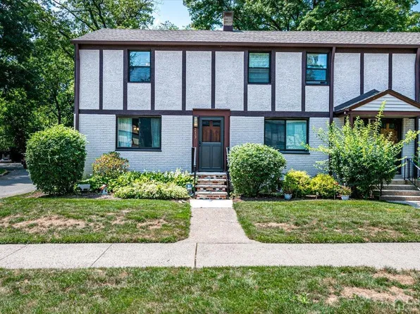 213 Newman St, Metuchen, NJ 08840