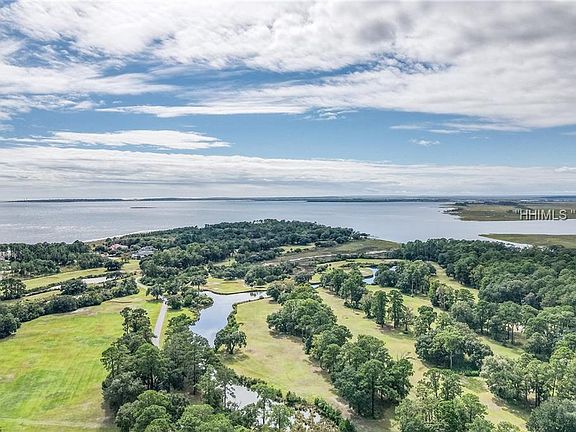 4th image of 60 Beach Dr