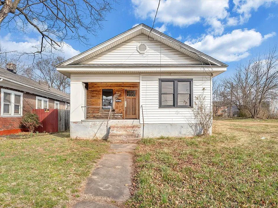 2505 Shenandoah Ave NW