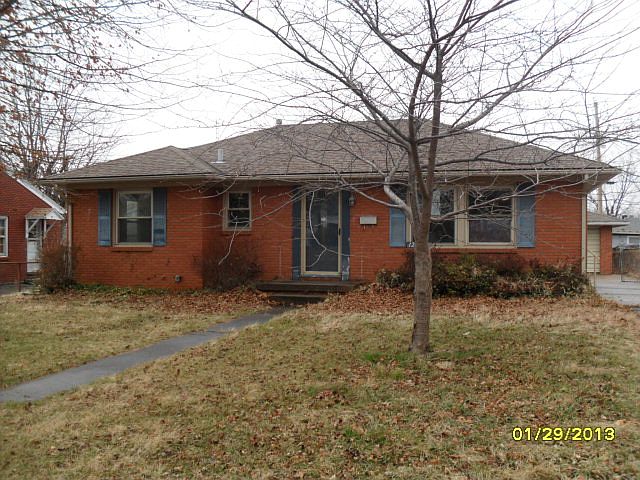 1st image of 1227 Castlewood Pl