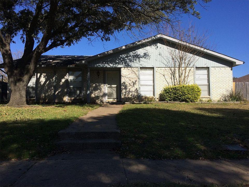 1st image of 1305 Whitehall Dr