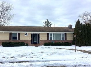 718 River Dr, Linwood, NJ 08221