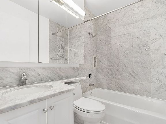 5th image of 235 W 56th St APT 40F