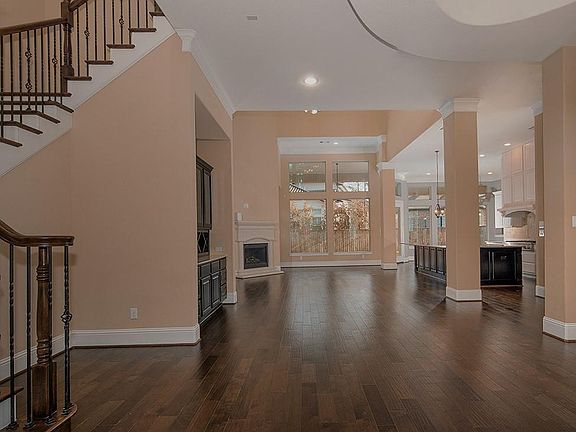 3rd image of 34 Liberty Branch Blvd