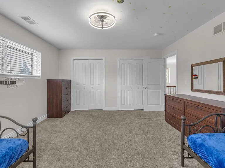 5977 Nightingale St — Photo 16