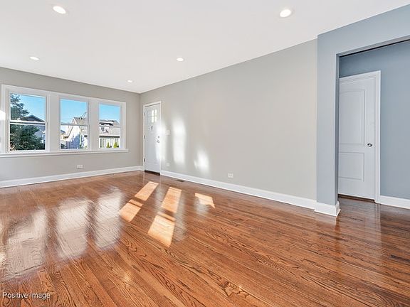 4th image of 3639 N Osceola Ave
