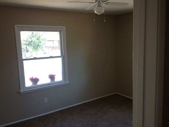4th image of 1297 W 29th St