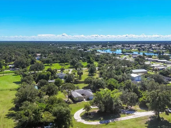 1135 Range Rd, Englewood, FL 34224