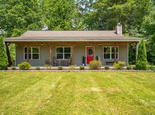33 Summit Ave, Brevard, NC 28712