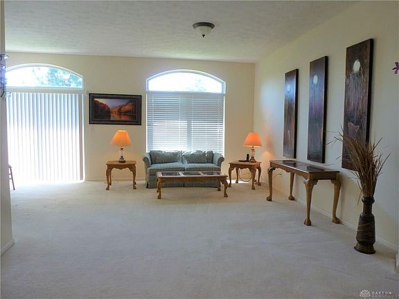 5th image of 3575 Sequoia Dr