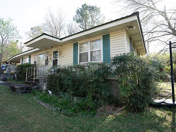 2nd image of 137 Huffaker Rd NW