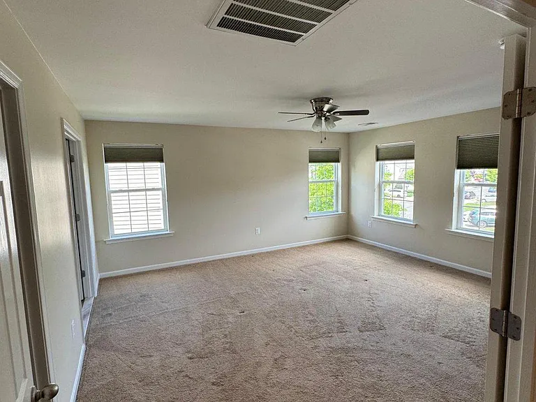 24877 Myers Glen Pl — Photo 21