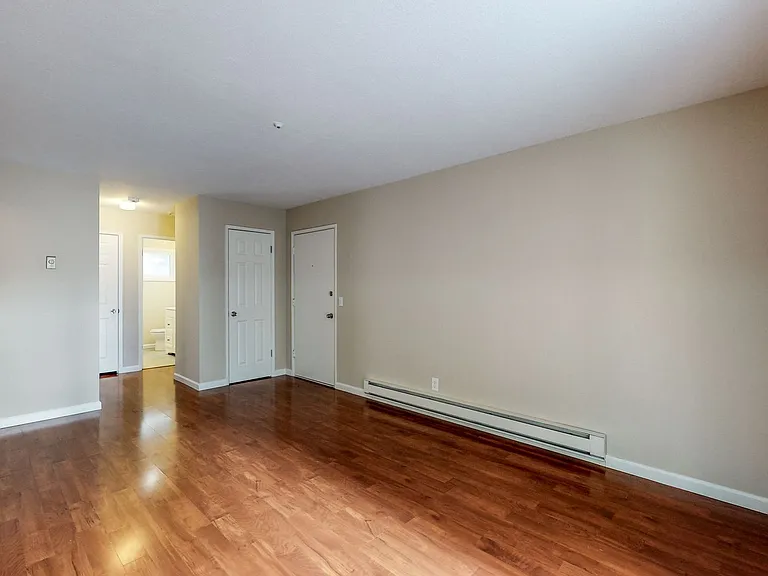 2305 McBride Ln — Photo 6
