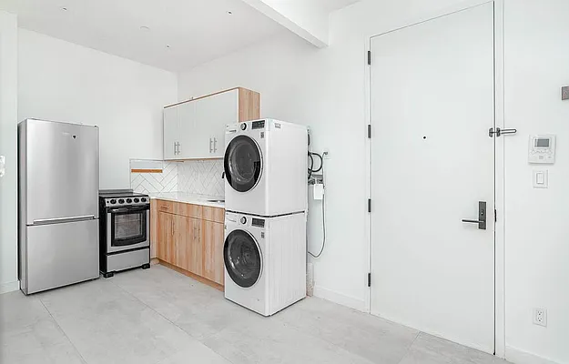 Rented by Skyhigh Realty NYC LLC | media 1