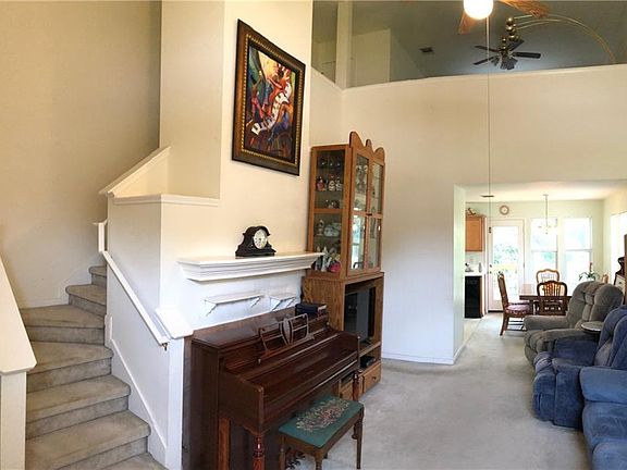 2nd image of 1119 Stephanie Lee Ln