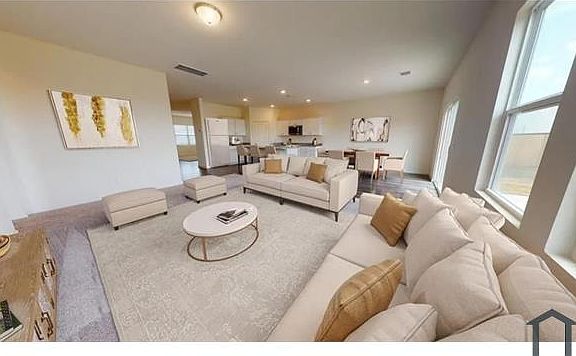 4th image of 46 Silverton Dr #47