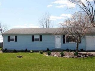 10917 Nelson Rd, Bowling Green, OH 43402
