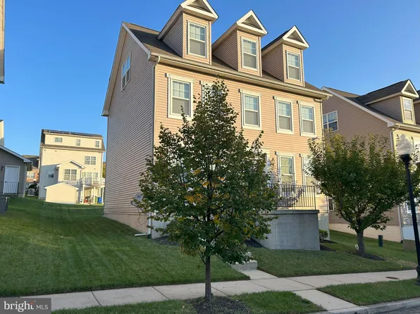 5406 Parkside Pl, Baltimore, MD 21206